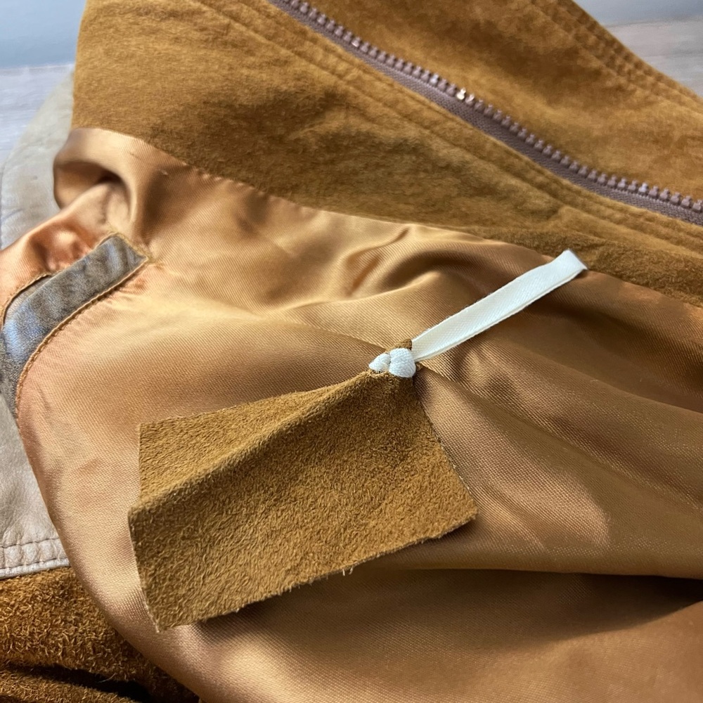 Vintage Western Tan Brown Suede Jacket - Picture 5 of 6